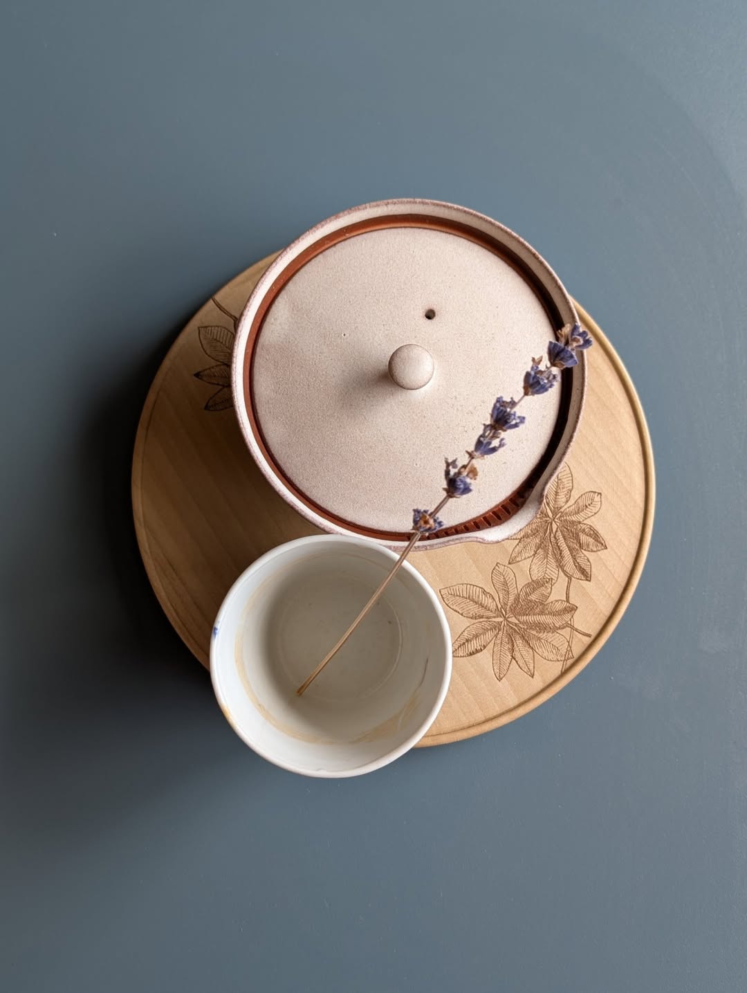 One-Off [ホオノキのトレー・００１]